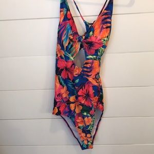 SHEIN one-piece bathing suit with keyhole cutout